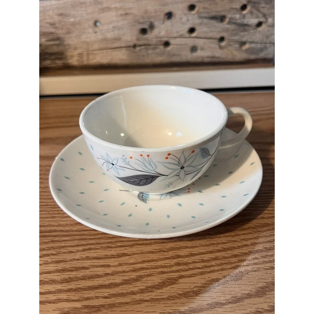 Vtg MCM Homer Laughlin Dura‎ Berry Teacup Saucer Aqua Diamonds & Floral Center